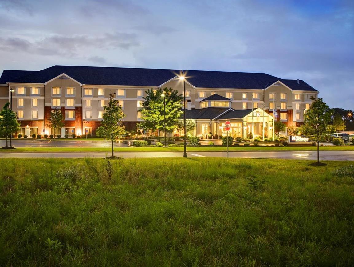Hilton Garden Inn Akron-Canton Airport North Canton Exterior photo