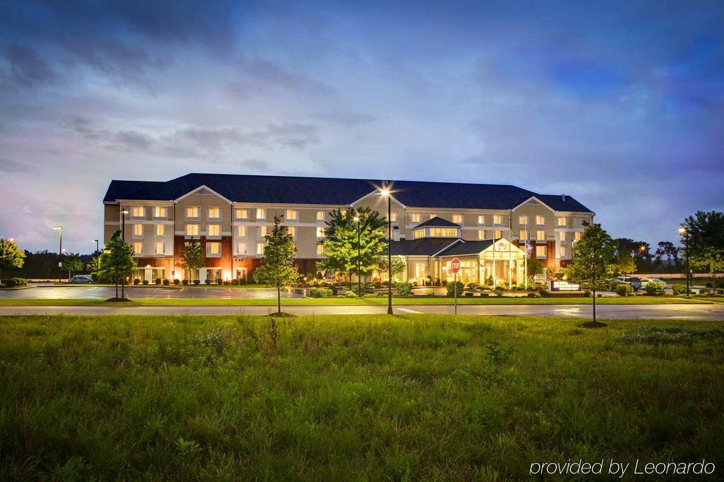 Hilton Garden Inn Akron-Canton Airport North Canton Exterior photo